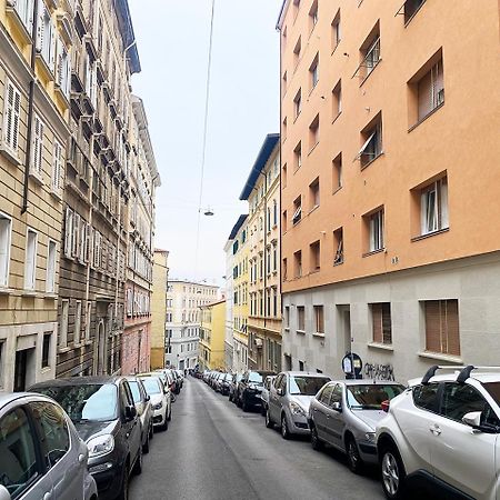 Blucavana, Casa Vacanze In Centro A Trieste Ngoại thất bức ảnh