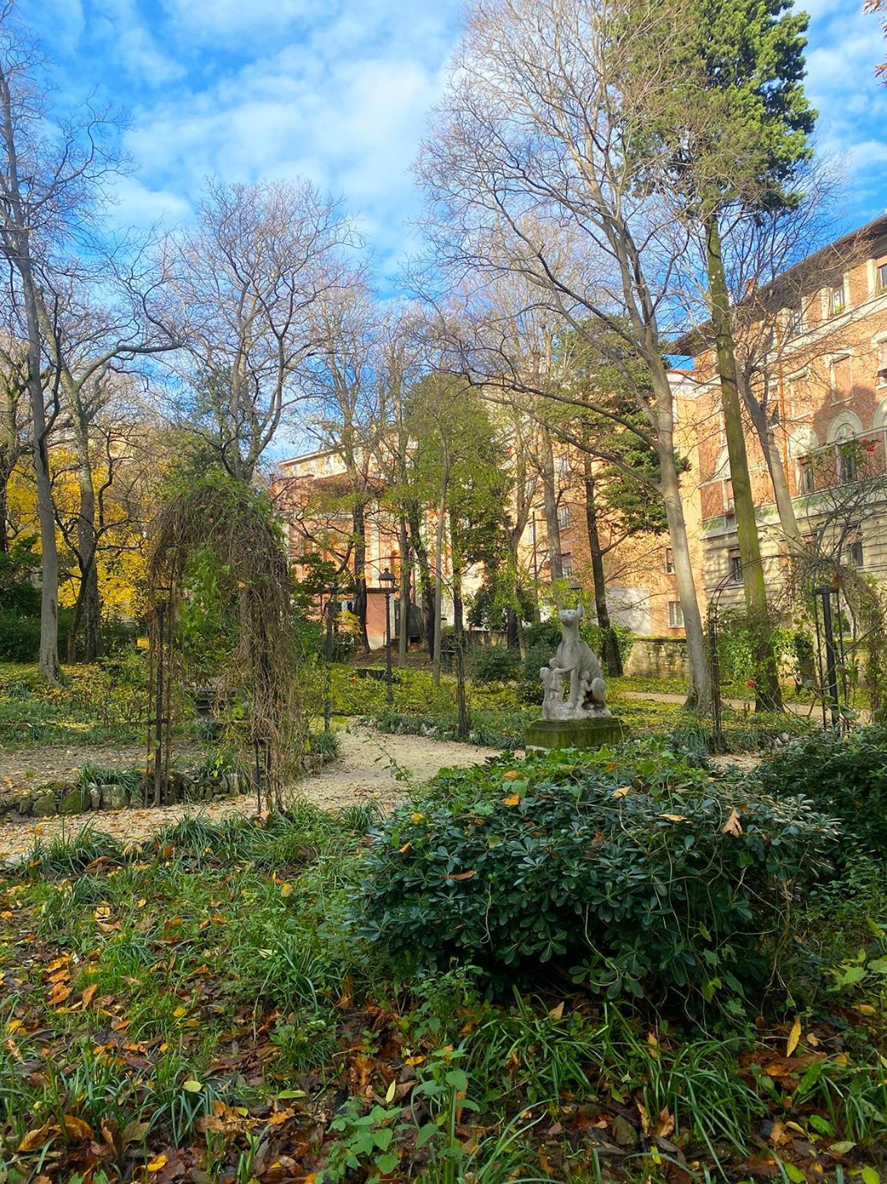 Blucavana, Casa Vacanze In Centro A Trieste Ngoại thất bức ảnh